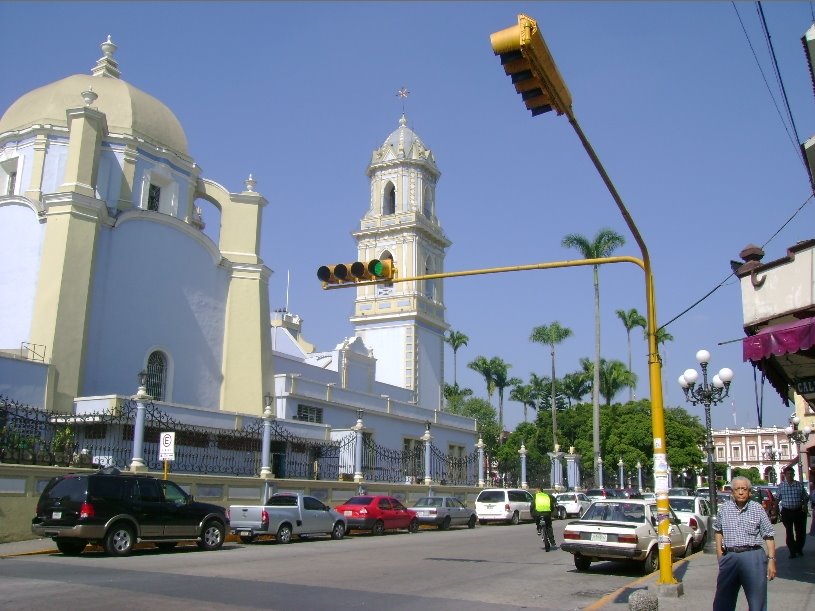 A un costado de La Inmaculada