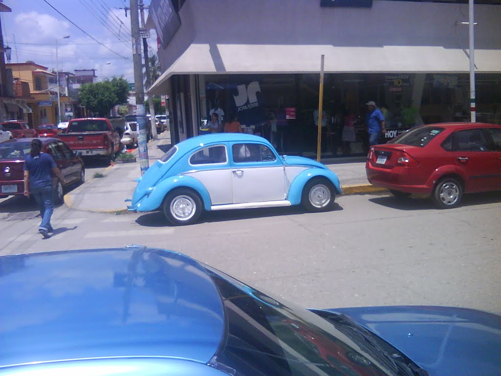 Volkswagen Escarabajo (Vocho) Aparcado Fuera de JR