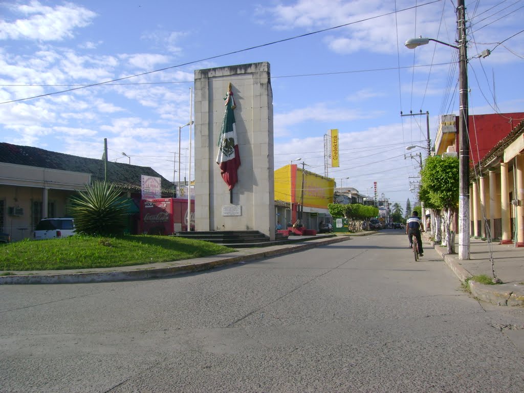 LABARO PATRIO EN COSAMALOAPAN VER.
