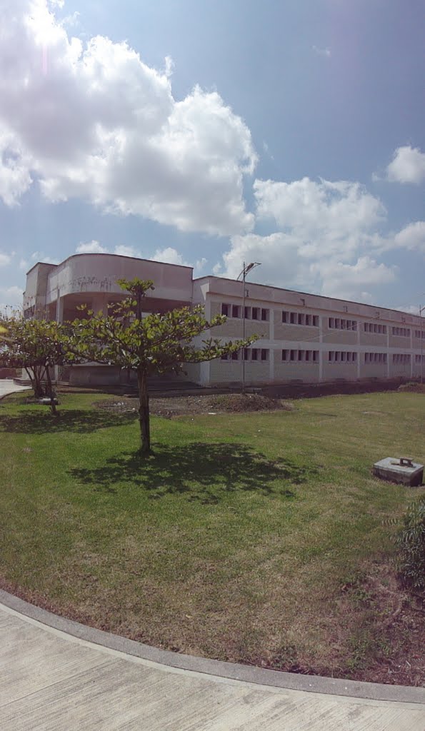 La luz del dia sobre UGM Cosamaloapan