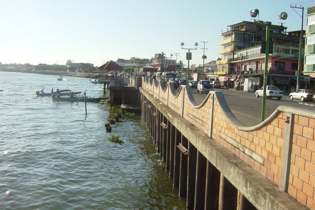 Minatitlàn, Ver. Malecon protegido vs. inundaciones.
