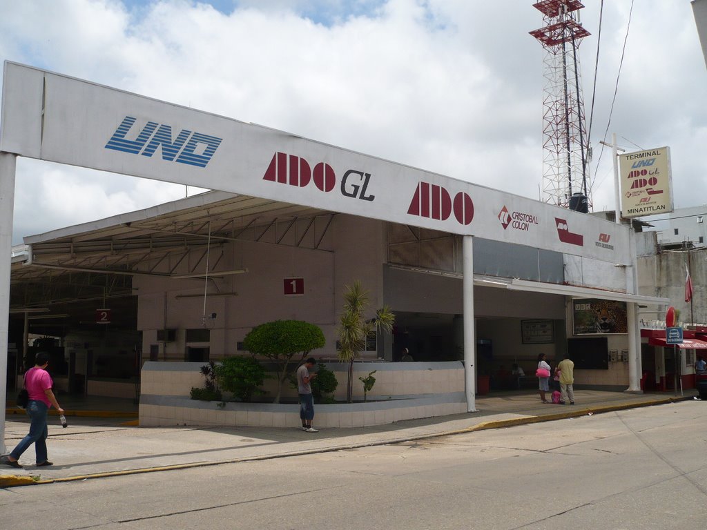 Terminal del ADO Minatitlán Veracruz