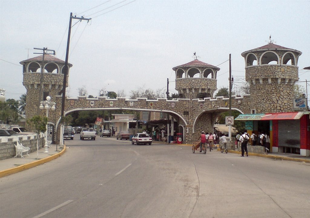 Paso Peatonal Doble, Pánuco, Ver.