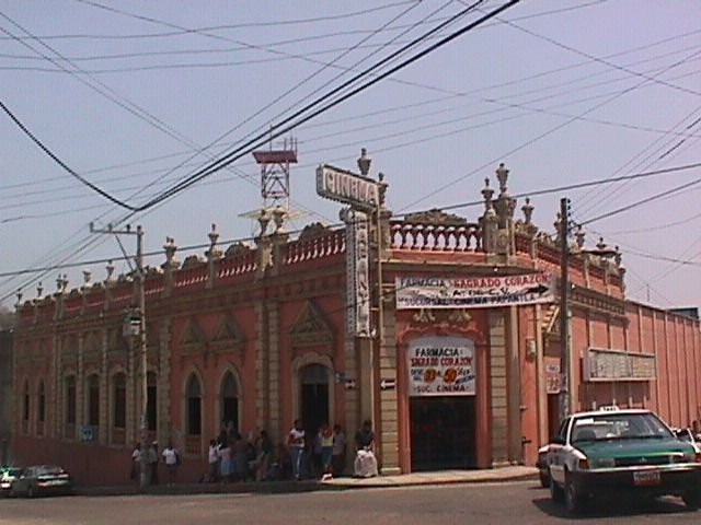 Edificio del antiguo cinema Papantla