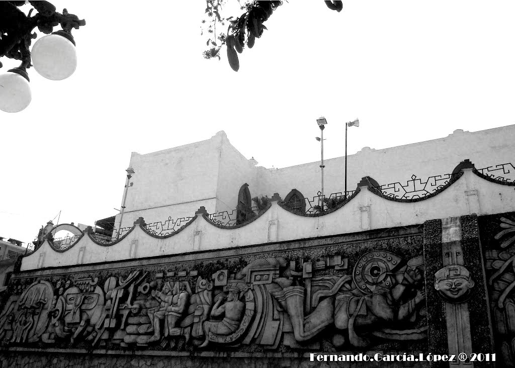 Mural Homenaje a la Cultura Totonaca, Papantla de Olarte, Veracruz, México
