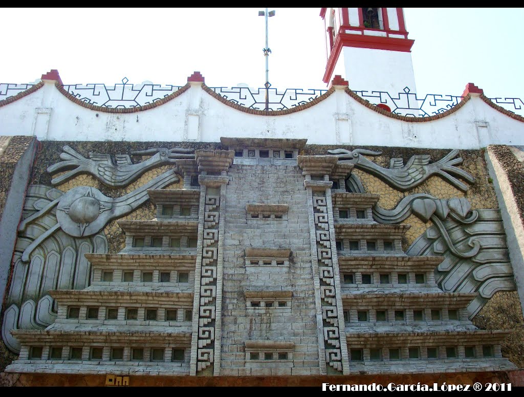 Mural Homenaje a la Cultura Totonaca, Papantla de Olarte, Veracruz, México