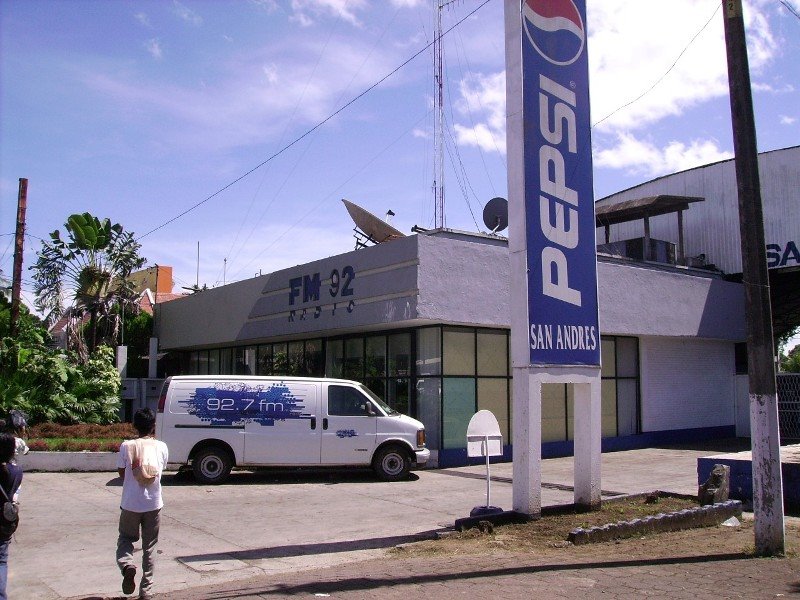 Estacion FM 92 Radio