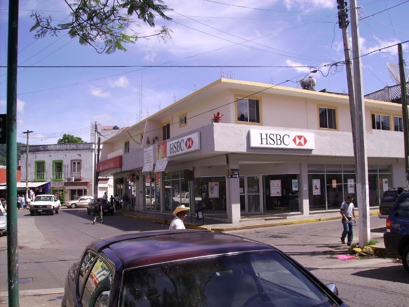 Calle Carranza con Bancos