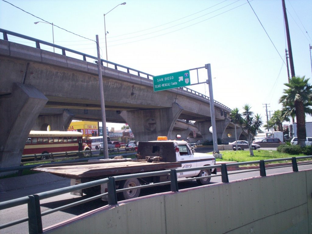 Puente de la 5 y 10