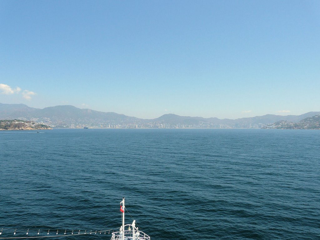 MEX: Acapulco - Cruiseship Carnival Spirit