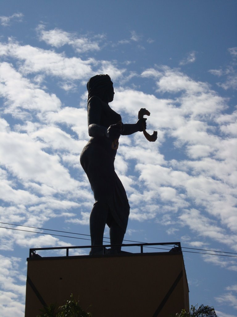 La Patria entre nubes