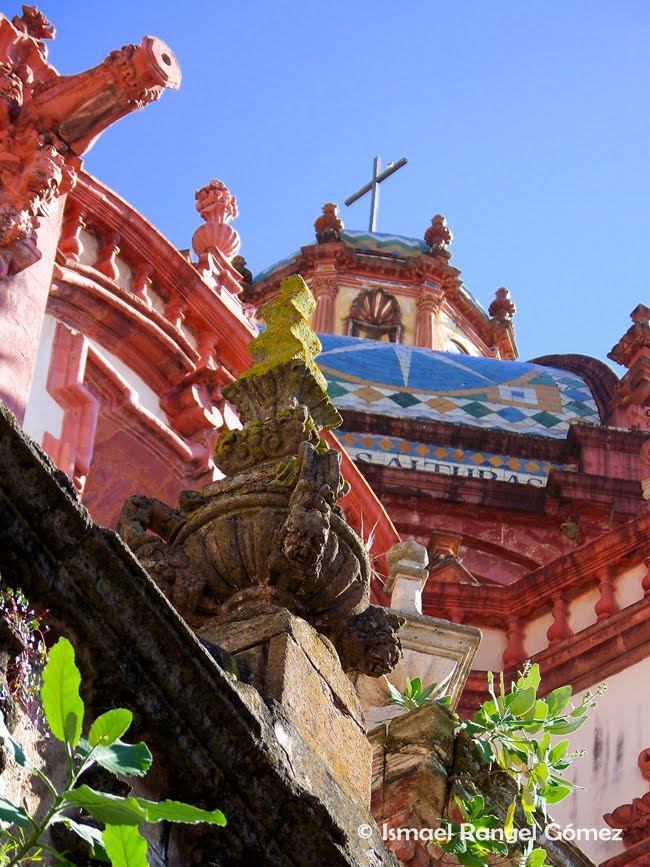 DETALLES EN EL TEMPLO DE SANTA PRISCA, TAXCO, GUERRERO