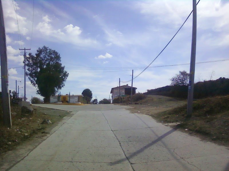 10 de Enero y calle a Issstegro