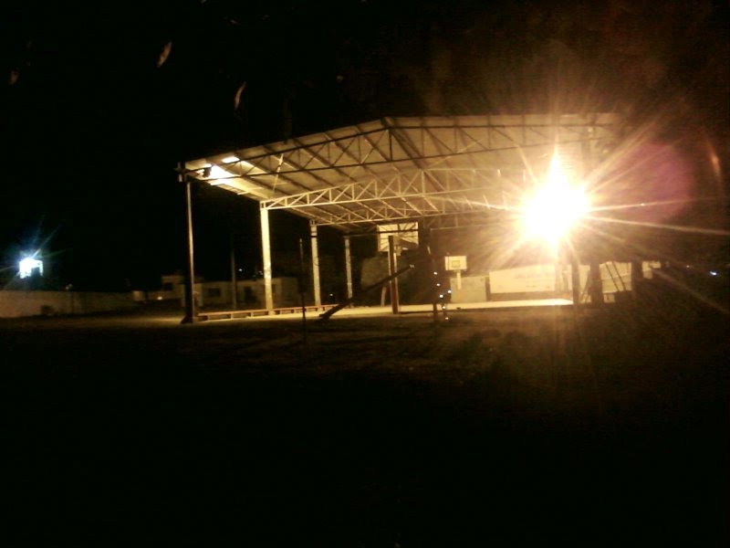 Cancha de la Juárez de noche