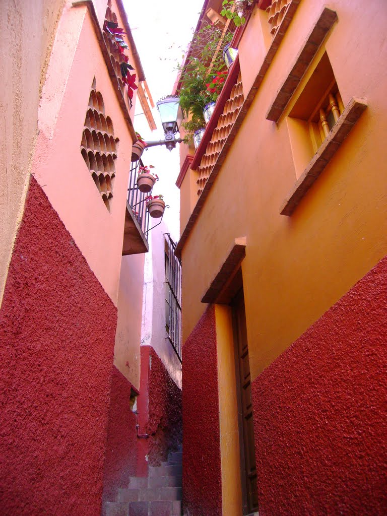 EL CALLEJON DEL BESO