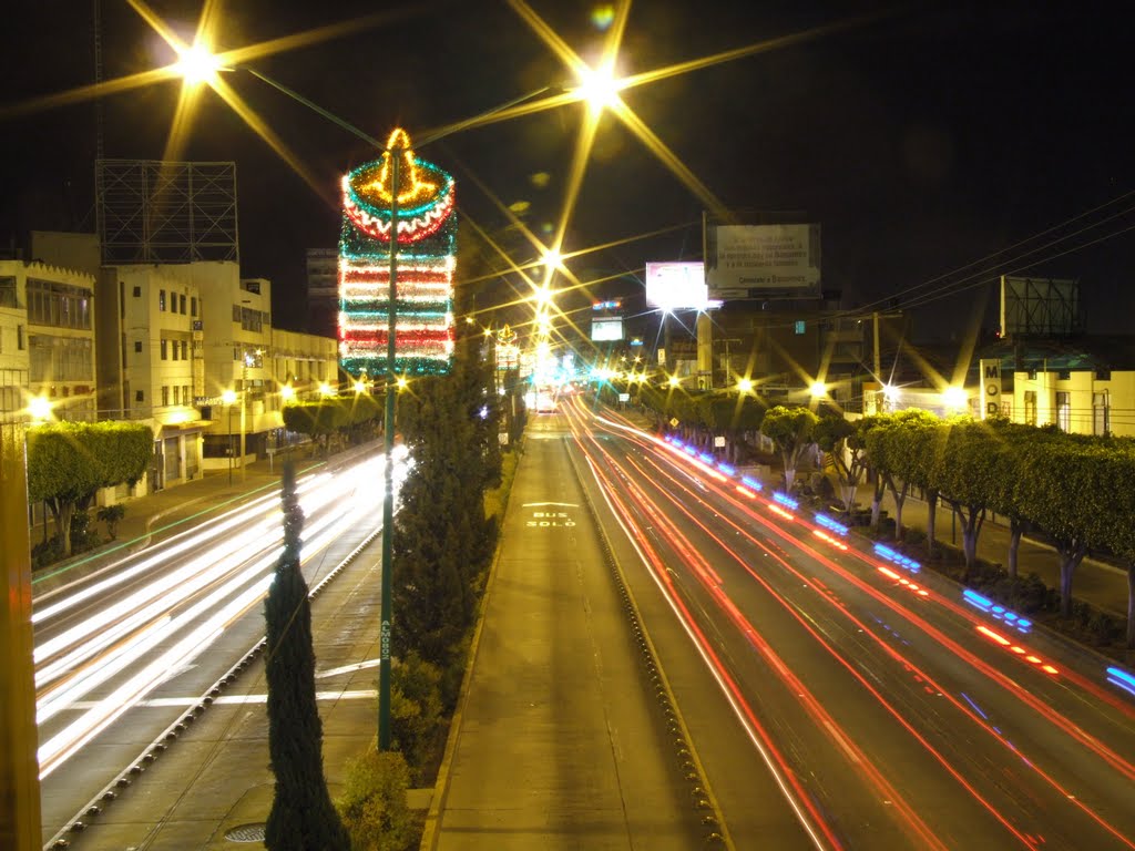 Adolfo López Mateos y Calle República Noche