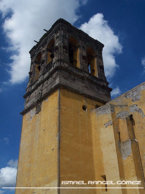 CAMPANARIO, PARROQUIA ANTIGUA, SALAMANCA, GUANAJUATO