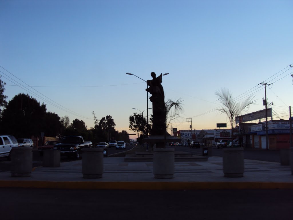 Estatua Glorieta Infonavit