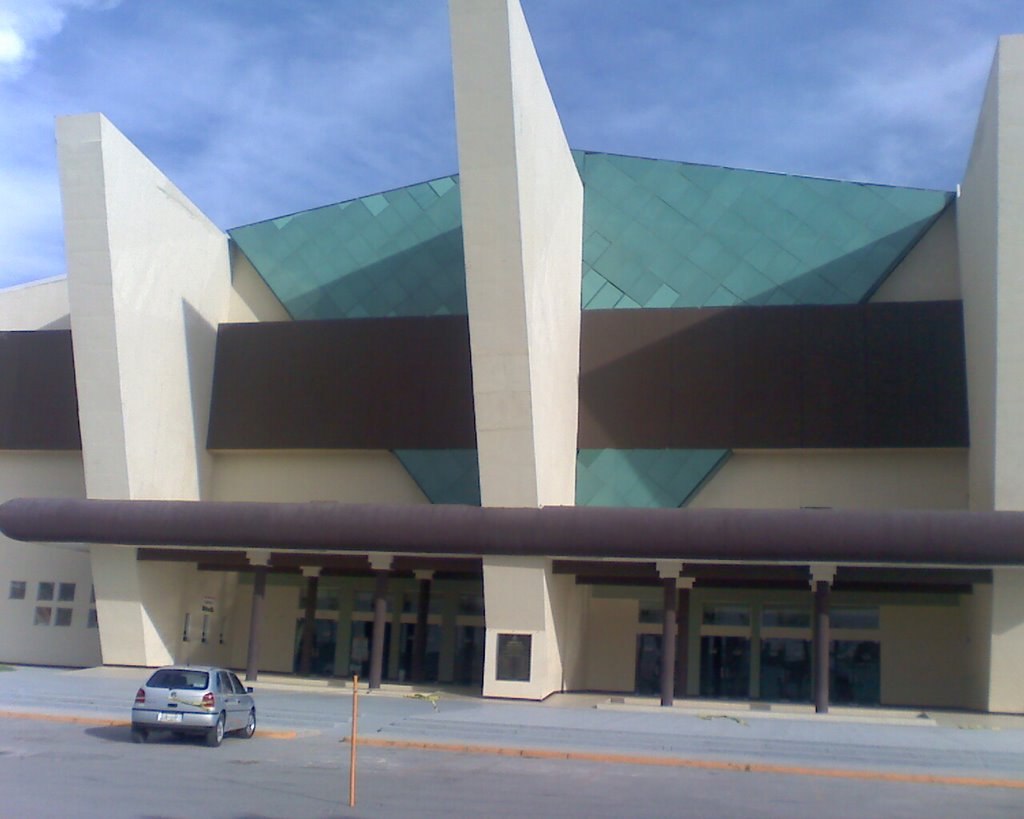 Vista Frontal de Auditorio Centenario
