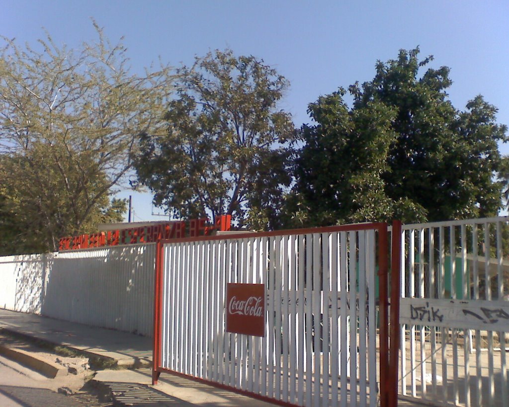 Esc. Prim. Federal La Esperanza 85-91