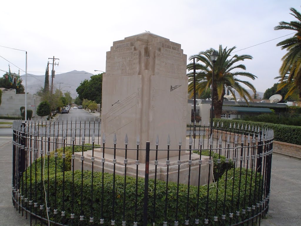 torreon jardin reloj solar.