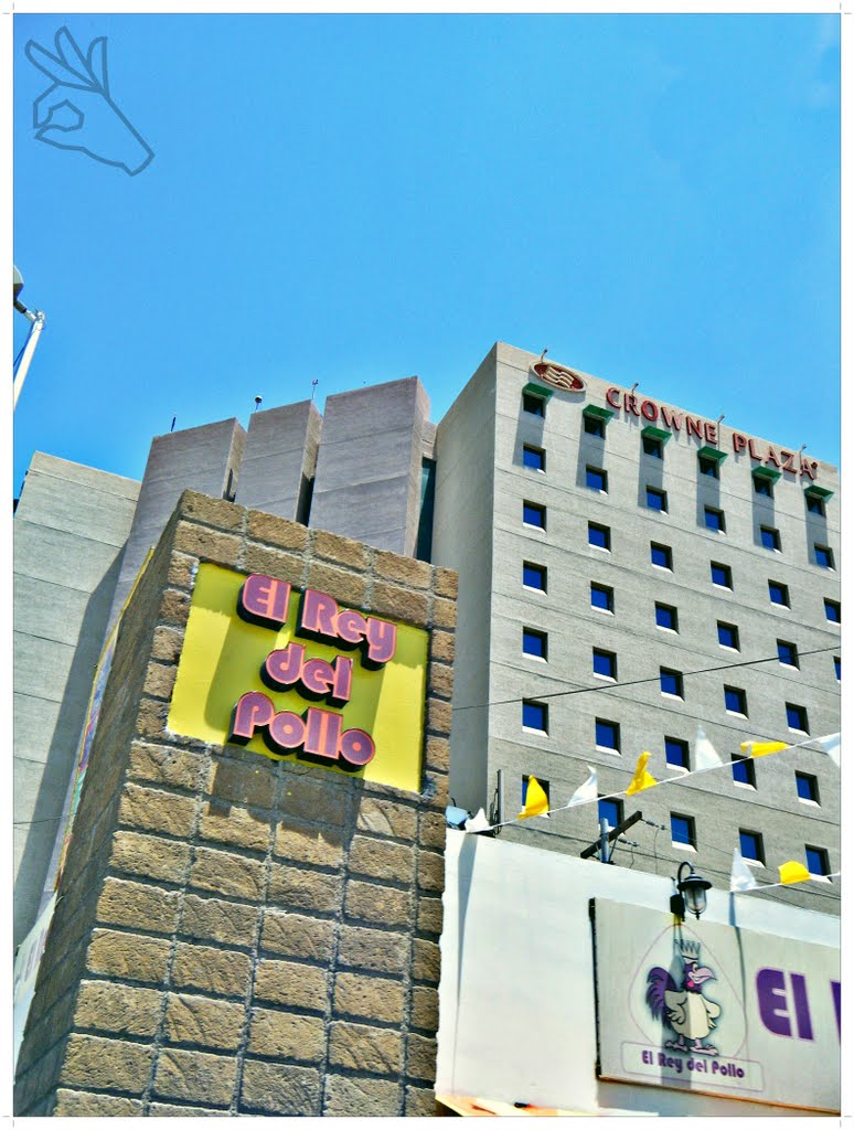 hotel crown plaza (nice hotel)