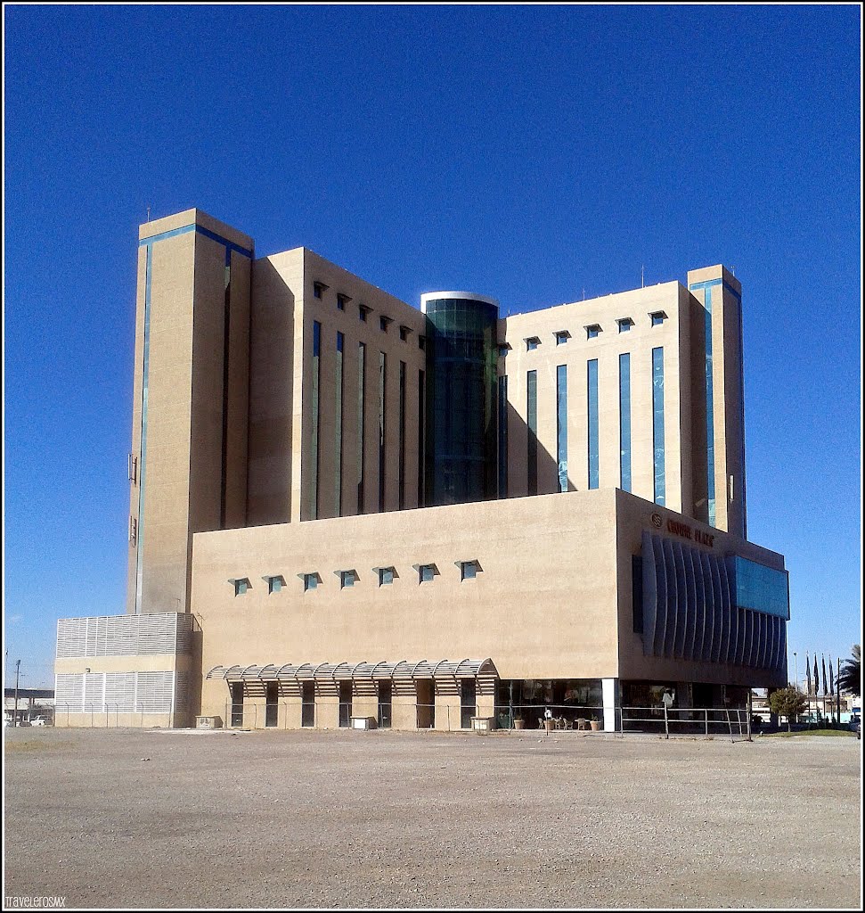 Crown Plaza, Torreón