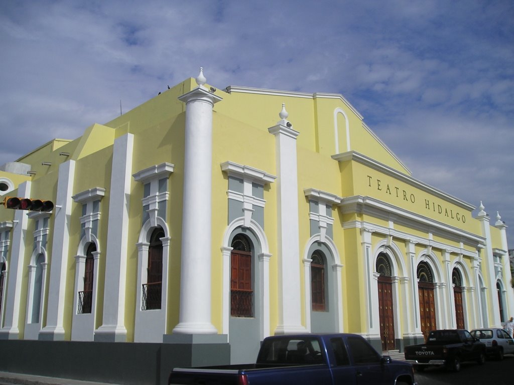 Teatro Hidalgo desde calle independencia