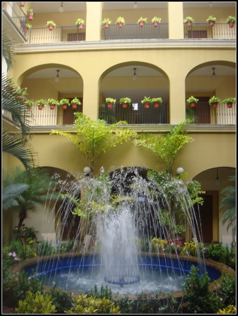 Arcos delHotel America, en Colima Col