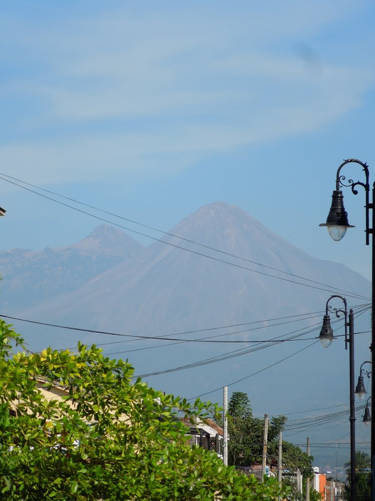 Volcan de Fuego y Nevado de Colima