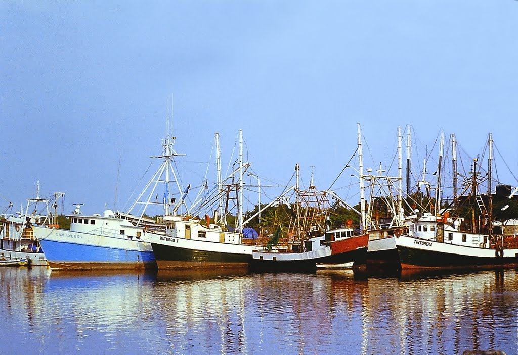 "CAMARONEROS", Manzanillo, Colima. 90s