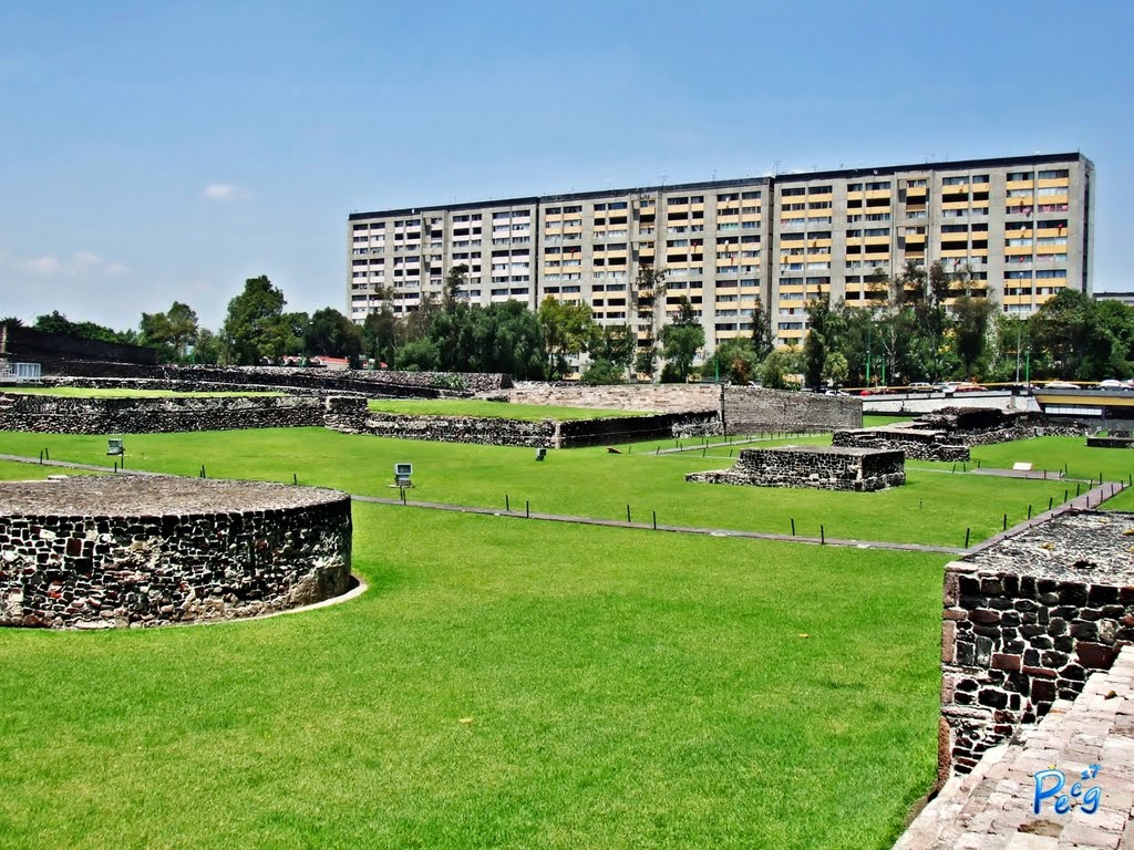 México, D.F., Delegación Cuauhtémoc, Cultura Mexica, Zona Arqueológica Tlatelolco.