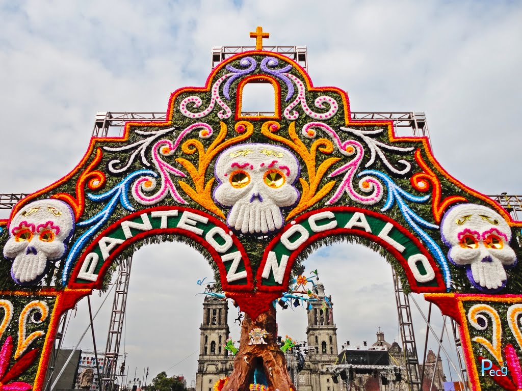 México, D.F., Delegación Cuauhtémoc, Panteón Zócalo ::: November