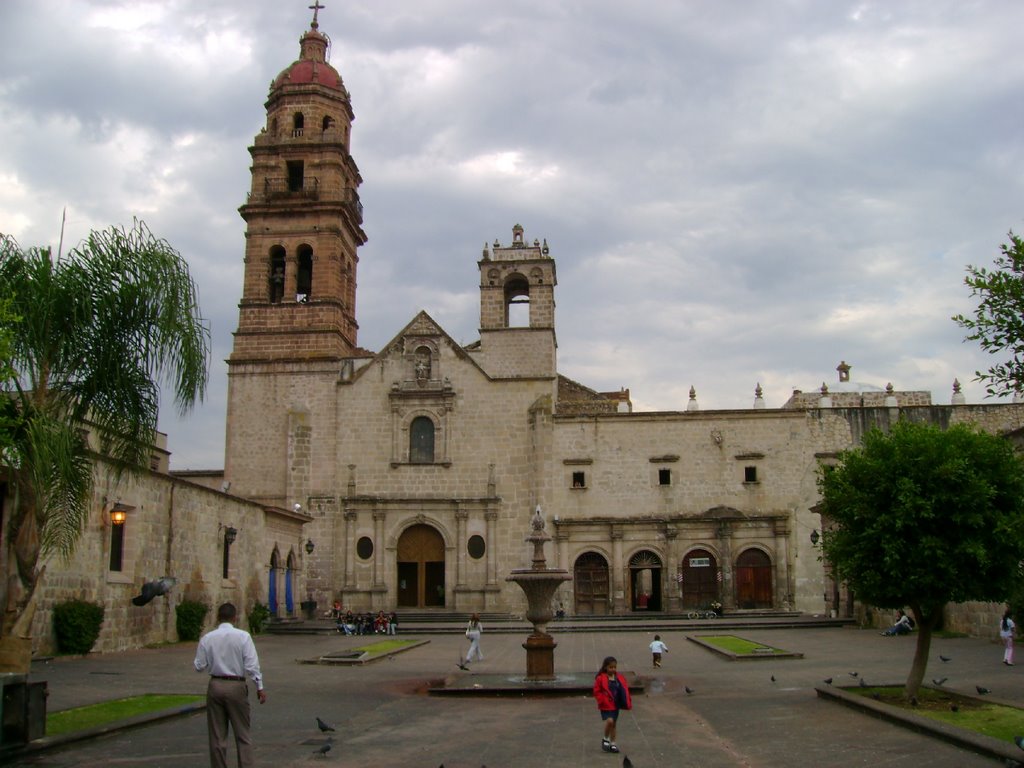 Plaza Iglesia San Agustin