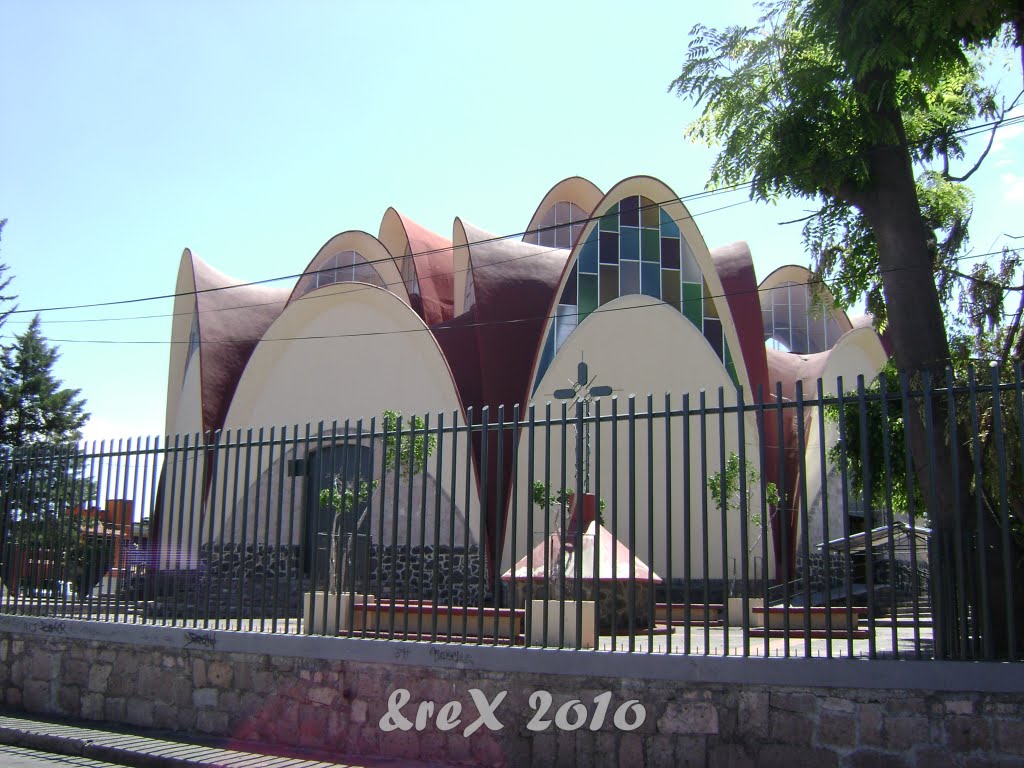 Templo de San Martín de Porres en la Industrial