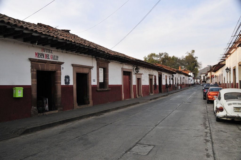 Near Casa de los 11 patios
