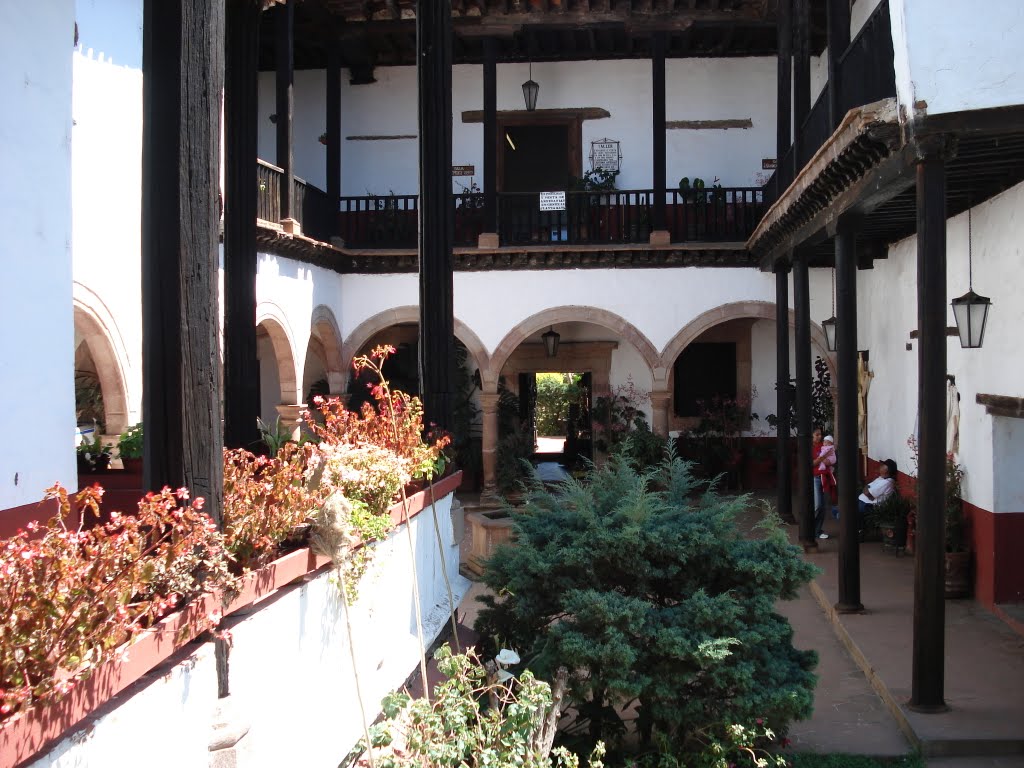 Inside Casa de los Once Patios
