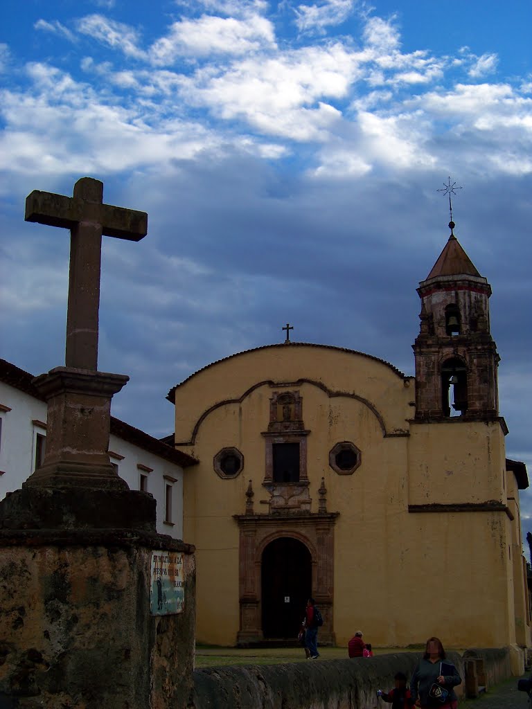 PÁTZCUARO - TEMPLO DE LA COMPAÑÍA