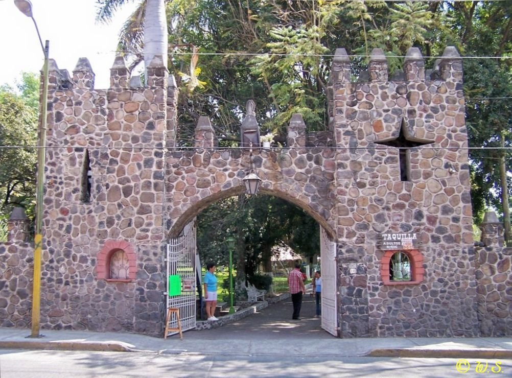 Entrada Los Limones