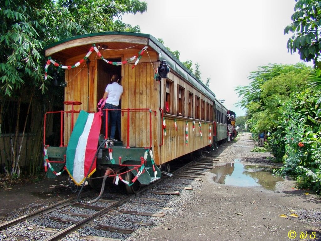 Tren con Maquina 279