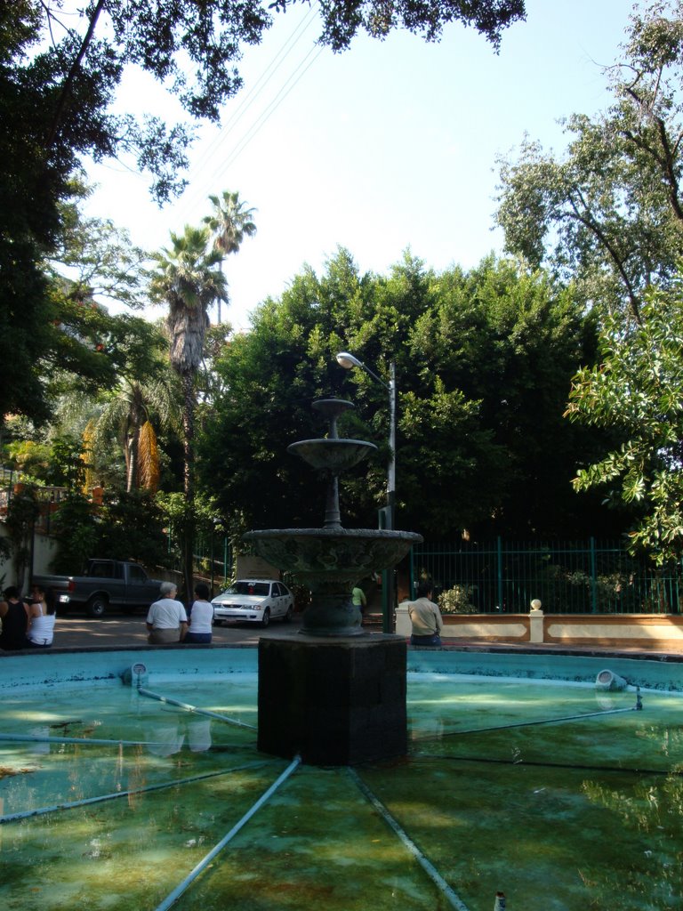 Fuente en la entrada a la barranca