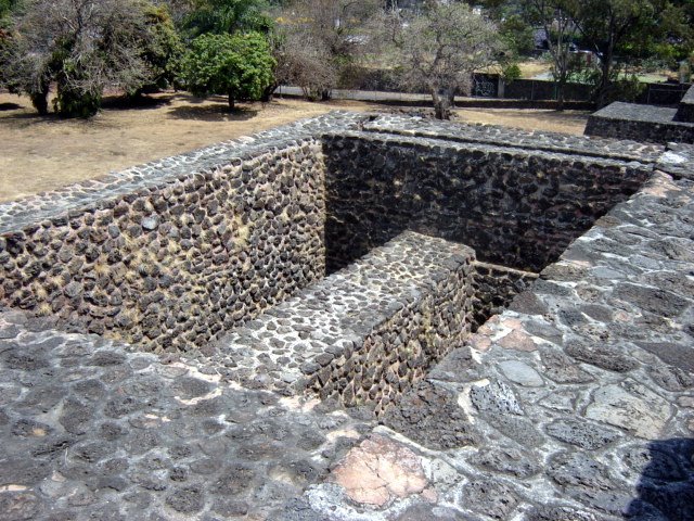 Plataforma Pirámide Tlaloc y Huitchilopotzcli