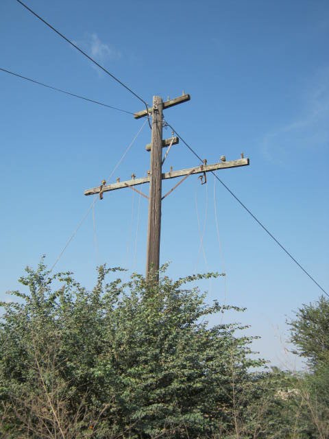 viejo poste telefónico entre Tecuala y Novillero