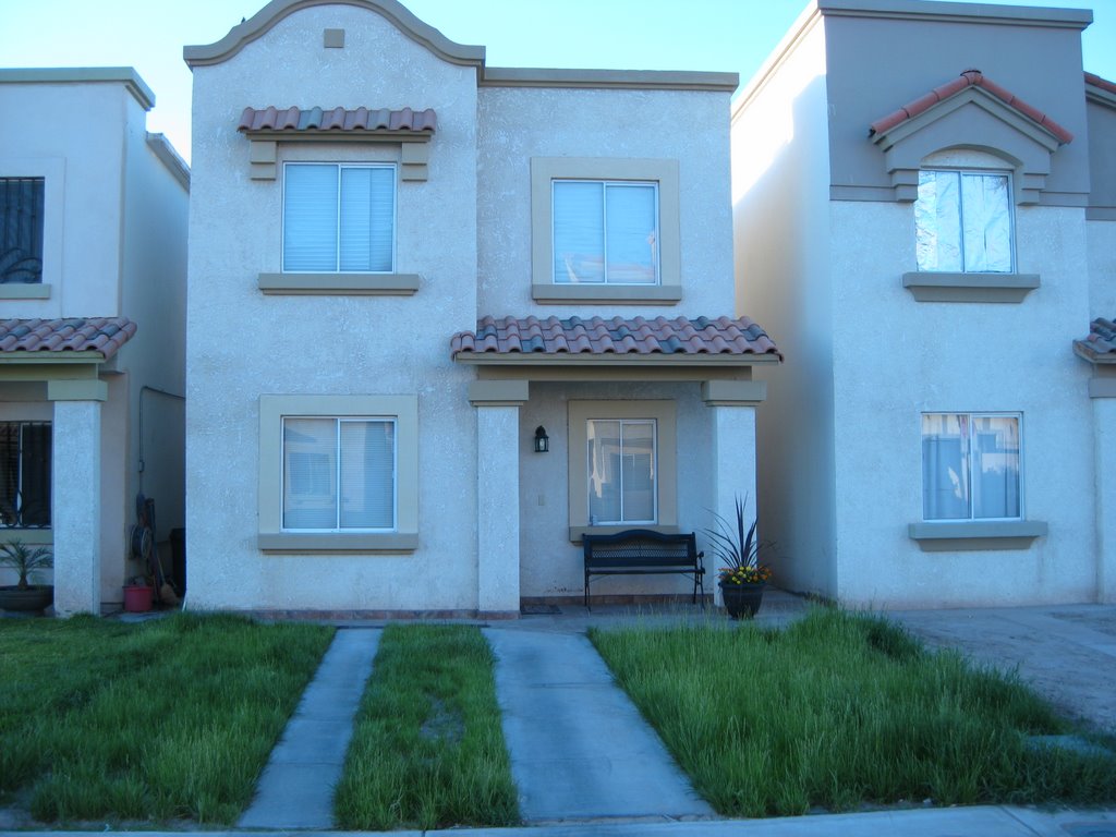 Jp y Kndy Residencial villa del Cedro Mexicali BC