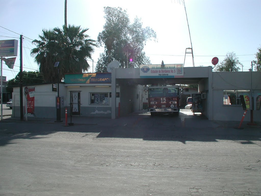 Bomberos de la Colonia Baja California