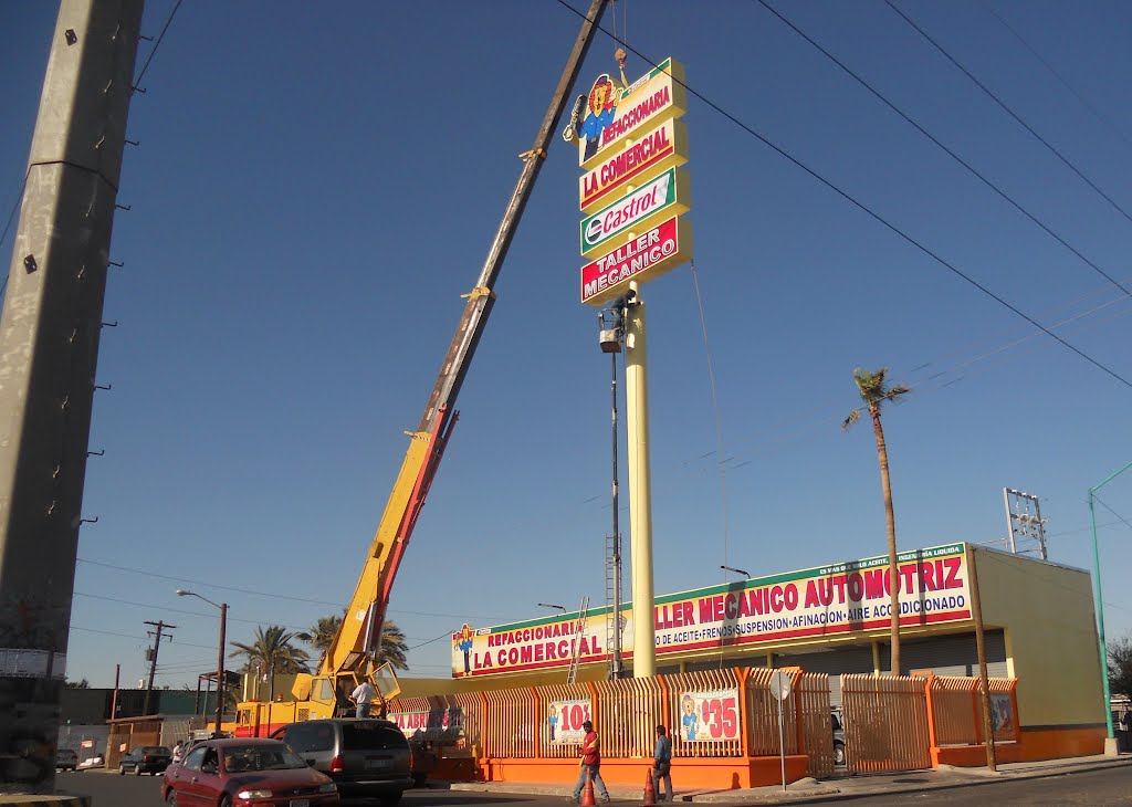 Refaccionaria La Comercial