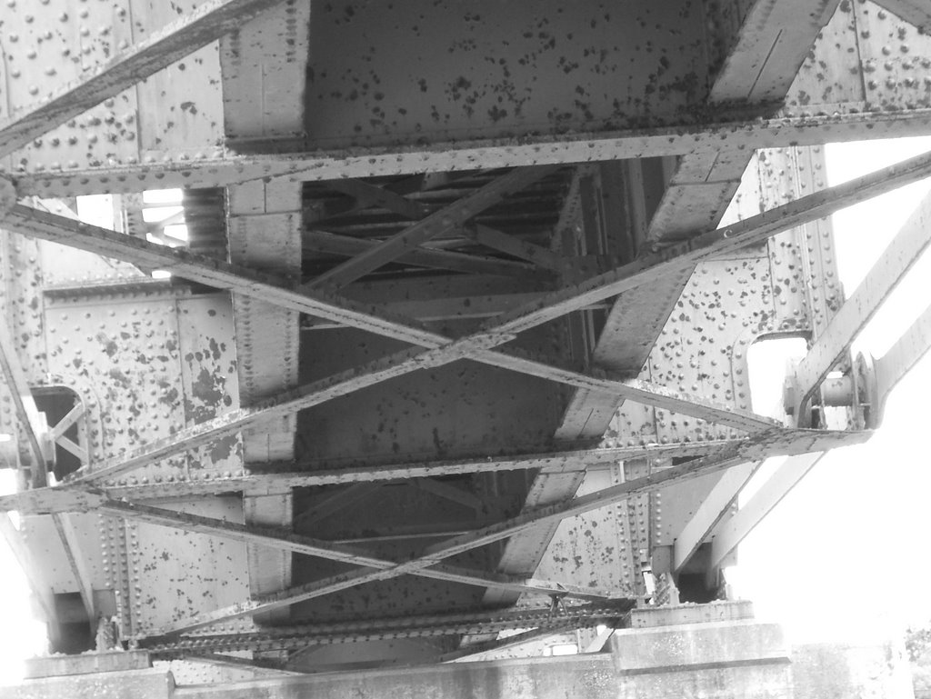 Puente Negro del Tren