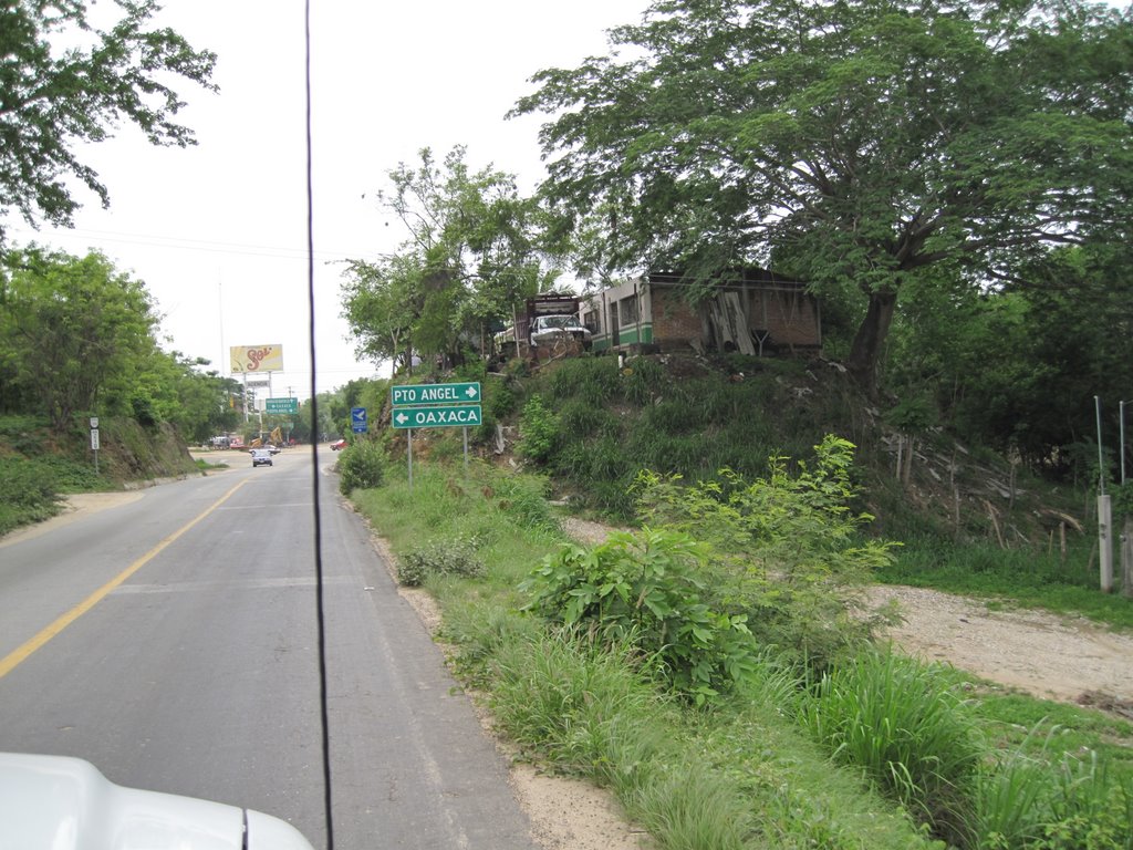 DESVIACION A PUERTO ANGEL, OAX.