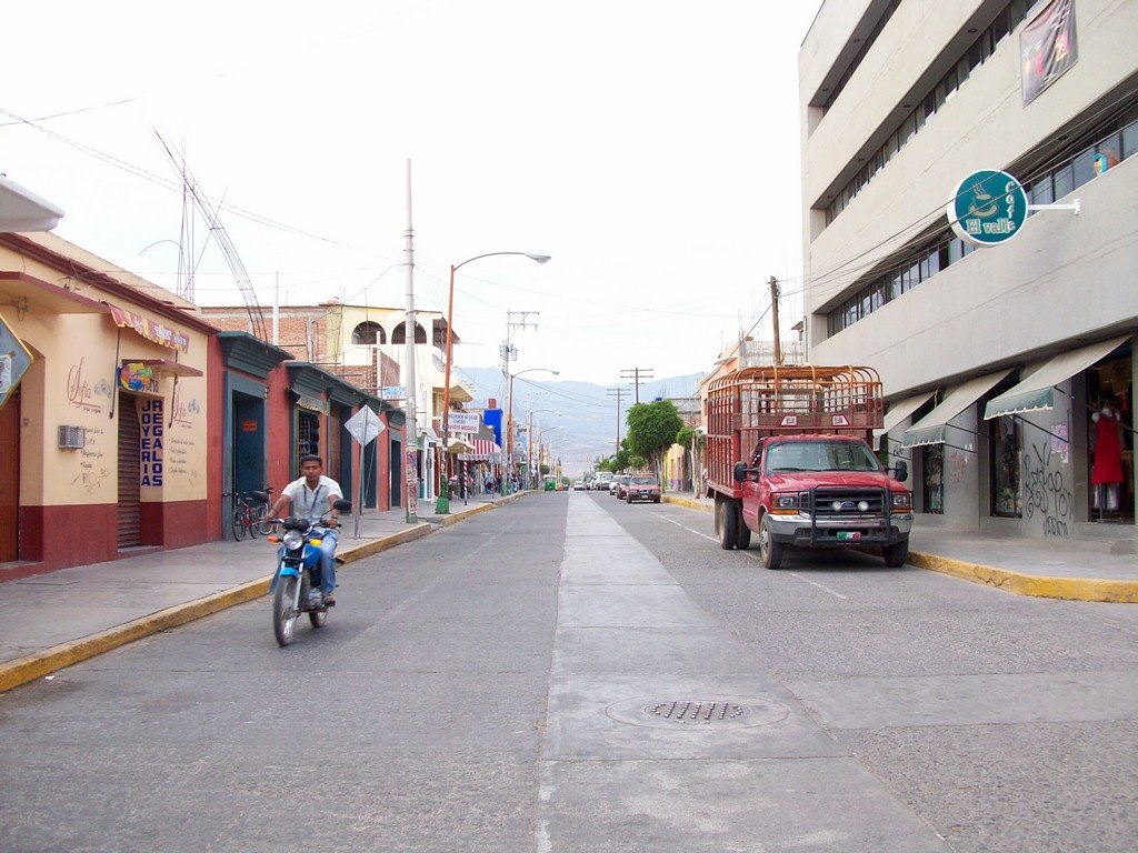 Av. Juarez