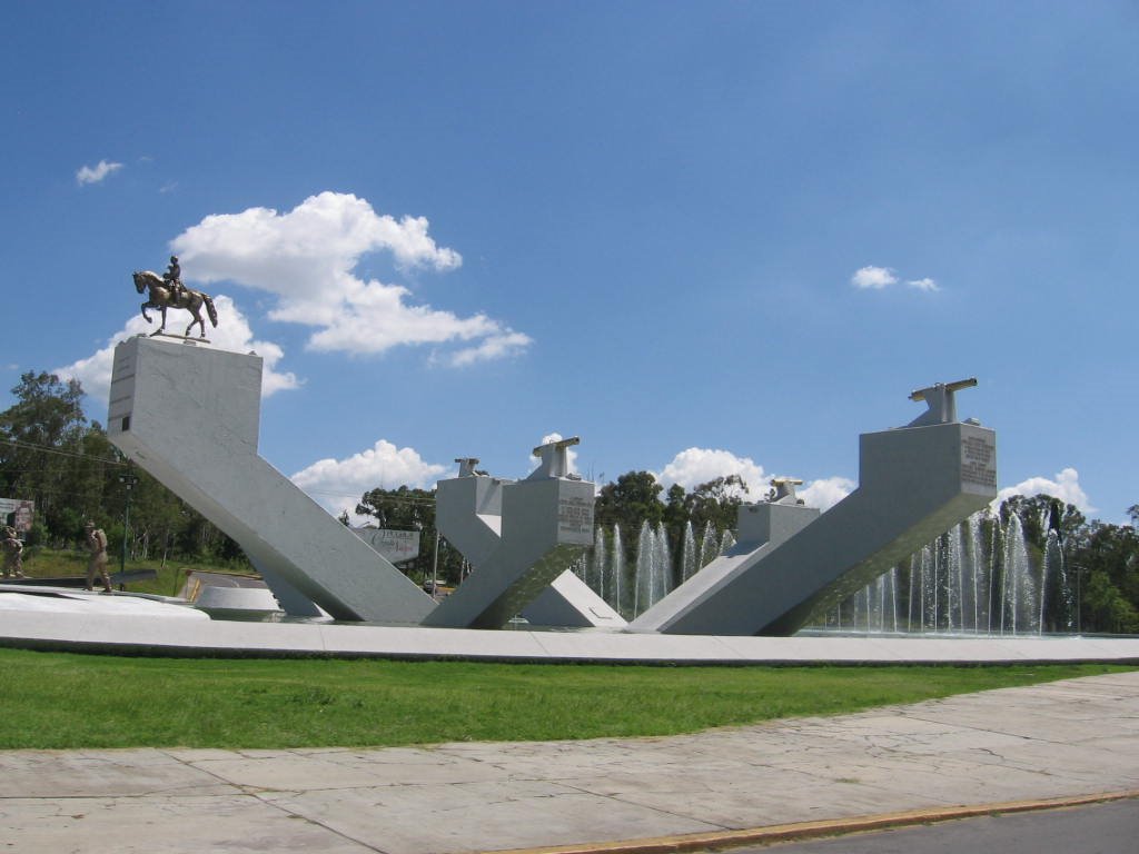 Monumento Zona de los Fuertes